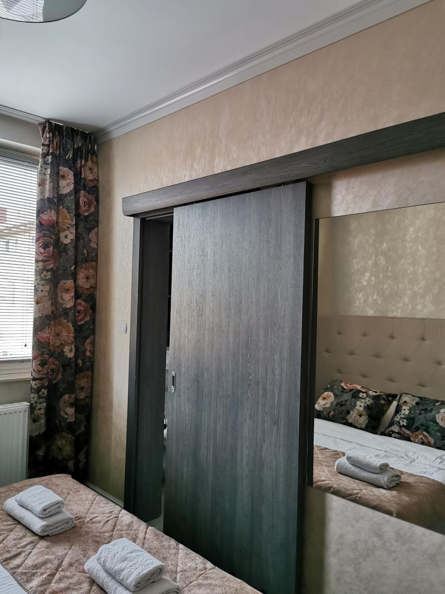 Rezydencja Pod Pieprzowkami Zalesie Gorzyckie エクステリア 写真